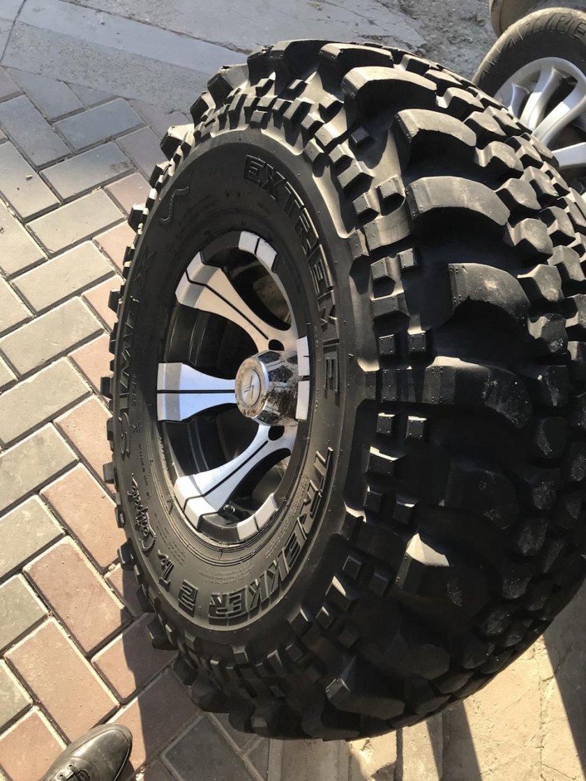 Грязевые шины на УАЗ r15