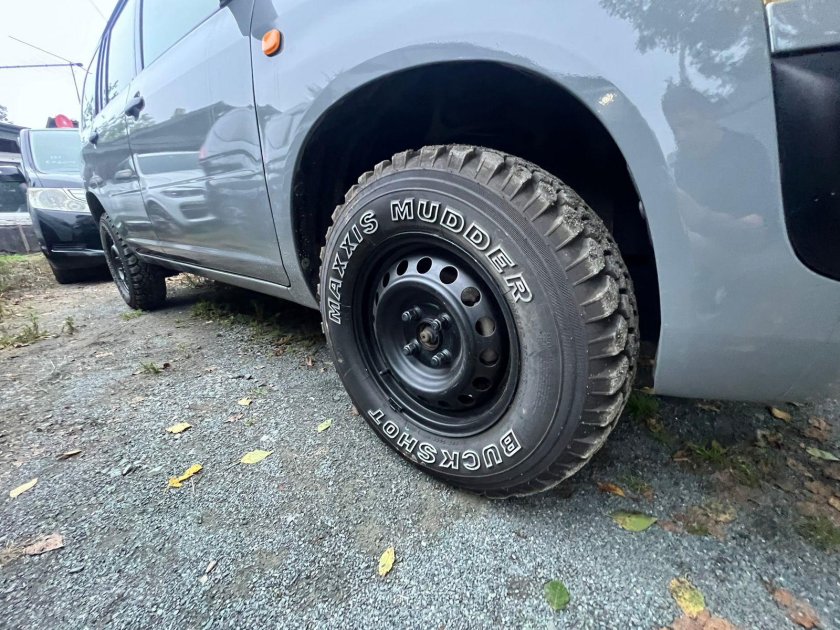 285 75 R16 на Mitsubishi Pajero 2