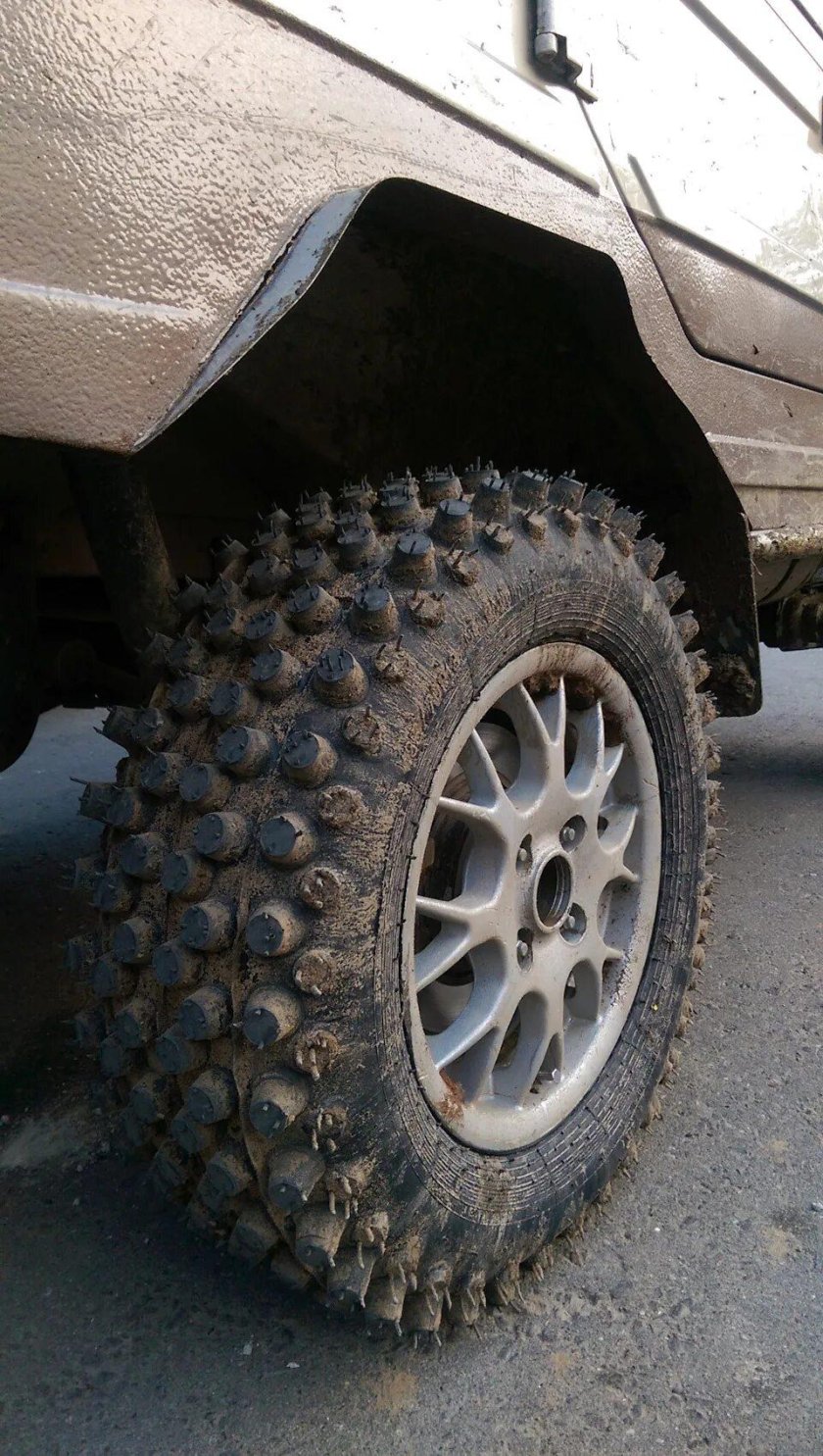 Шина грязевая на УАЗ r16