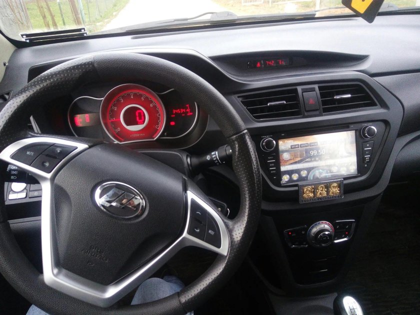 Lifan x50 салон