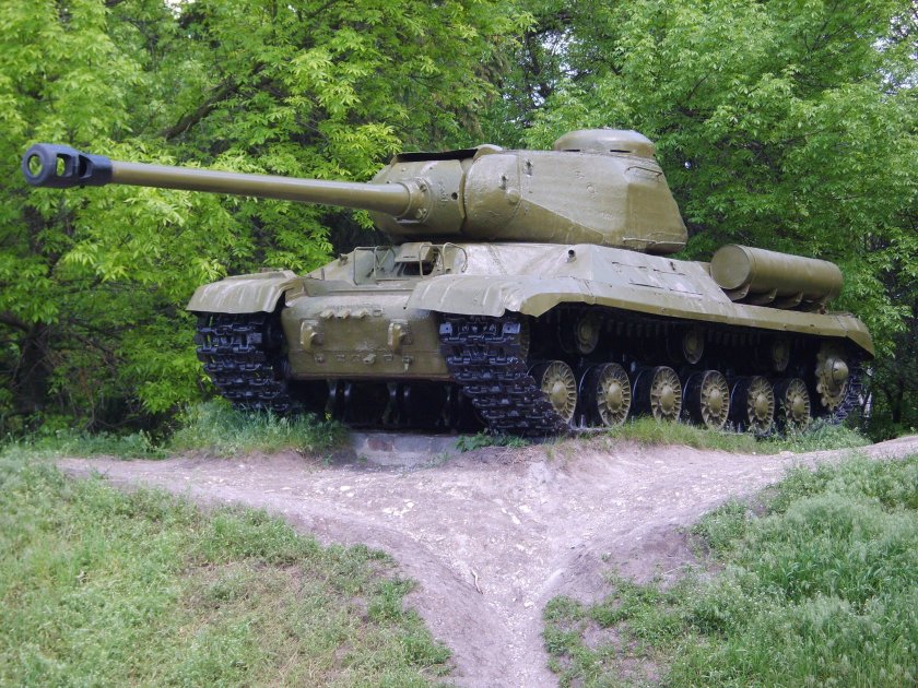 Танки на Кремянце Изюм