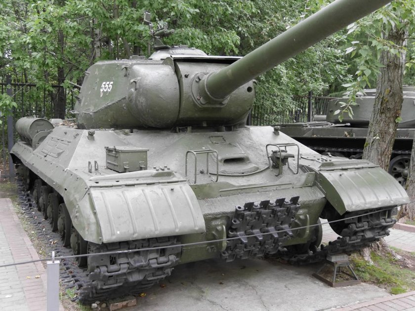 Танки СССР ИС 2