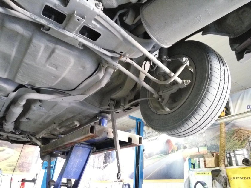 Задняя подвеска Мазда Примаси 4 WD