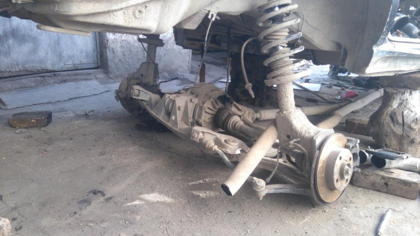 Audi 80 quattro задняя подвеска