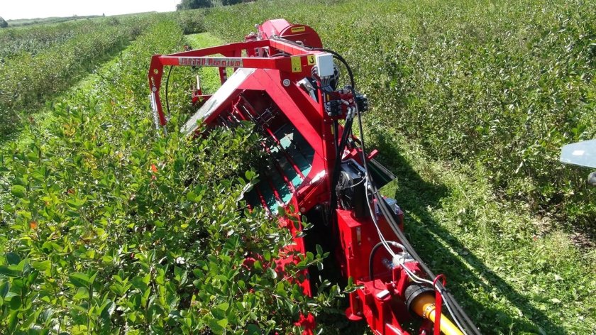 Прицепной комбайн MH 230 Harvest