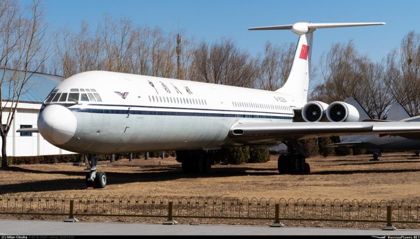 Ил 62 в Китае