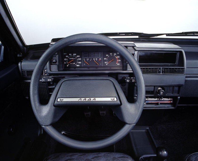 Торпедо ВАЗ 2108