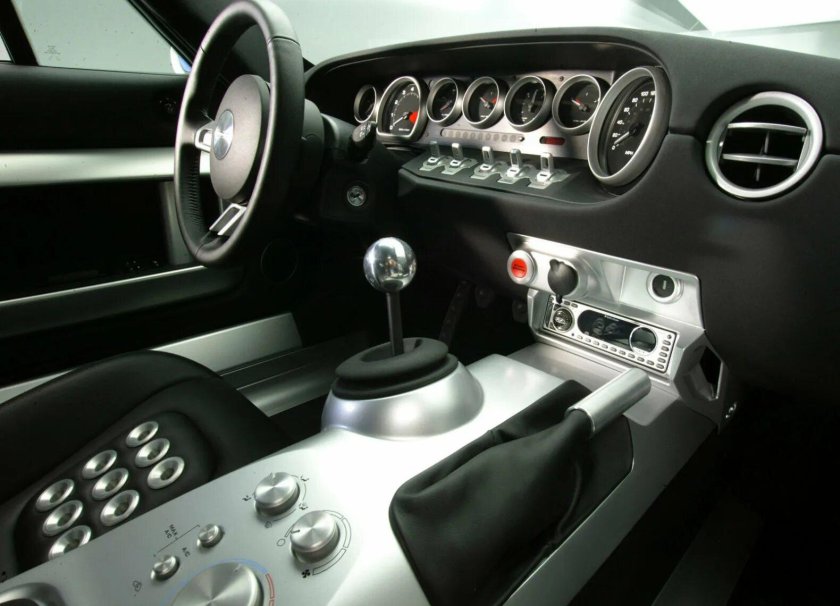 Ford gt 2005 Interior