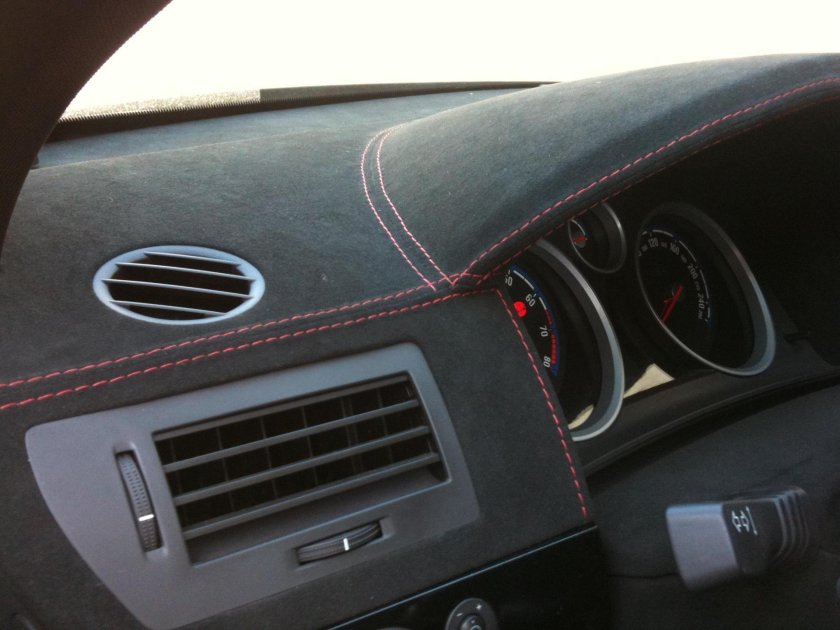 Перетяжка Торпедо Опель Астра h