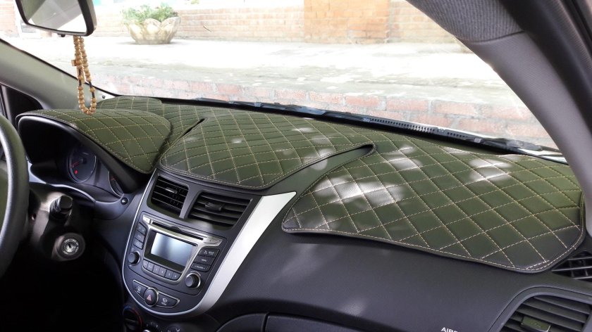 Накидка на Торпедо Хендай Солярис 2012-