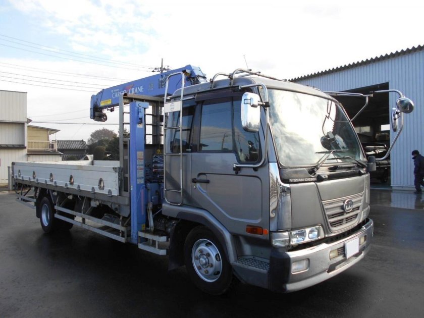 Nissan Diesel UD манипулятор