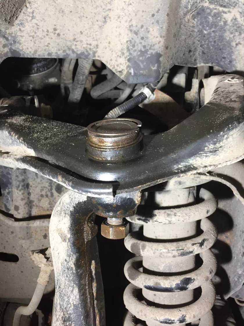 Опора шаровая Ниссан Патфайндер Патфайндер r51