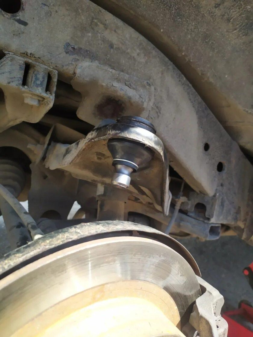 Съемник шаровых опор Ниссан Патфайндер r51