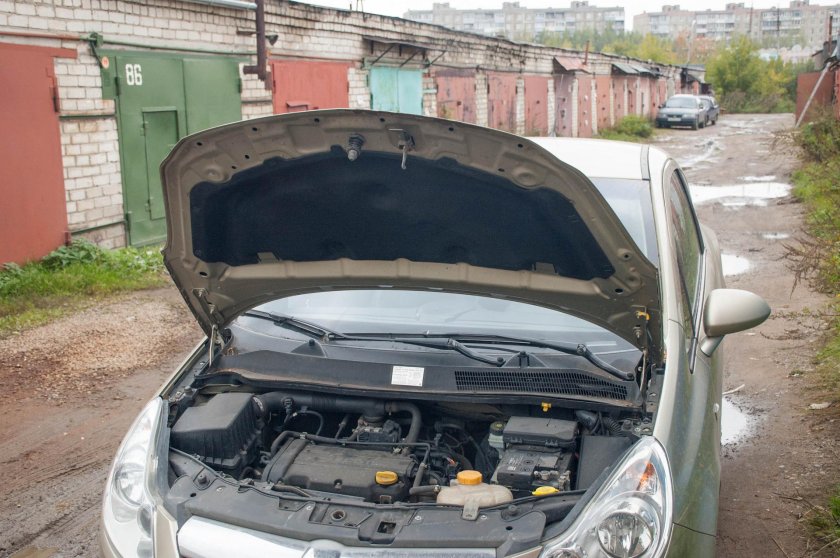 Утеплитель капота Opel Corsa