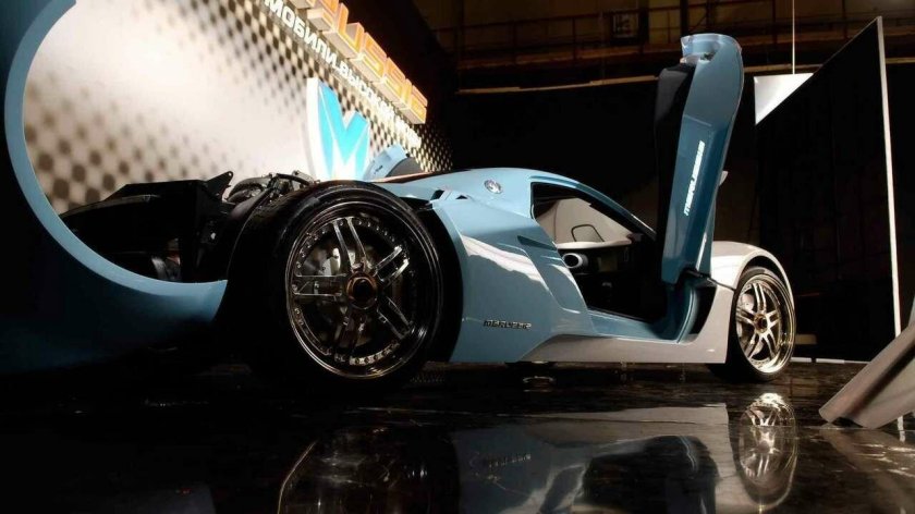 Машина Marussia