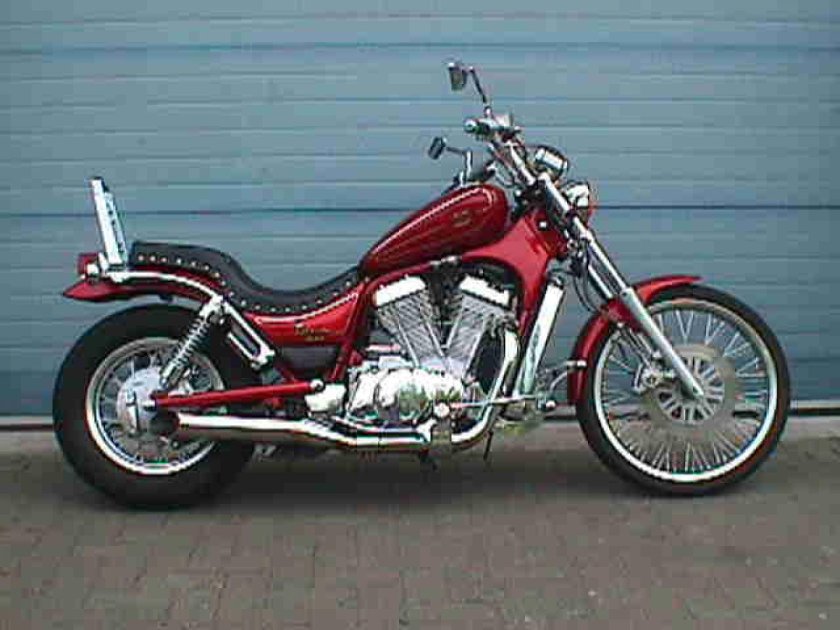 Сузуки интрудер vs 800