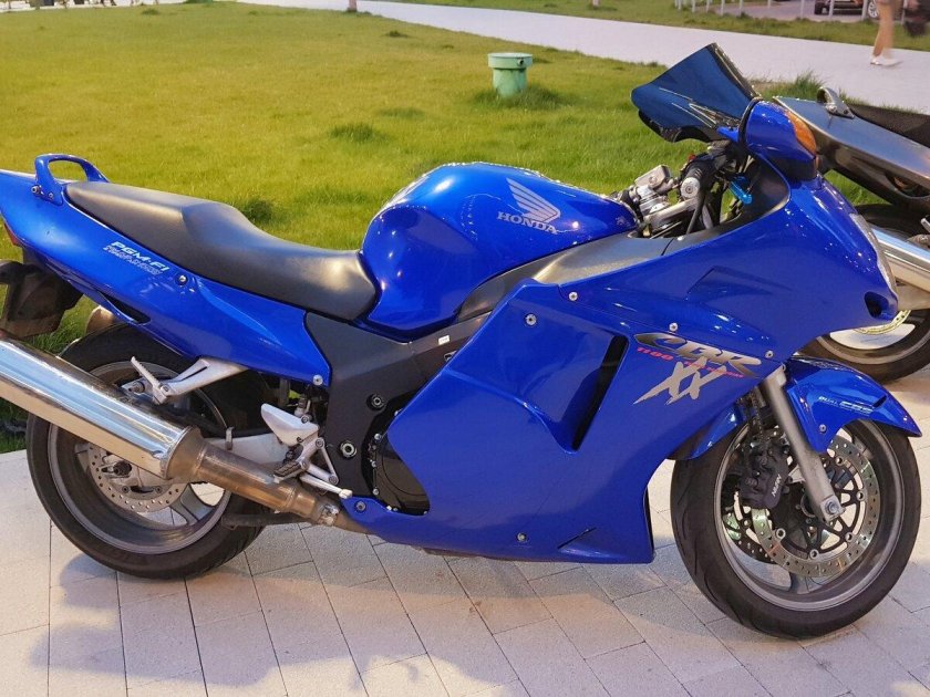 Honda Blackbird 1100