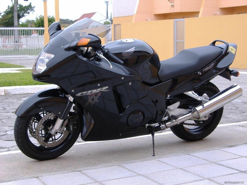 Honda Blackbird 1100
