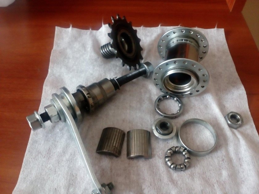 Червячная втулка заднего колеса велосипеда стелс 335