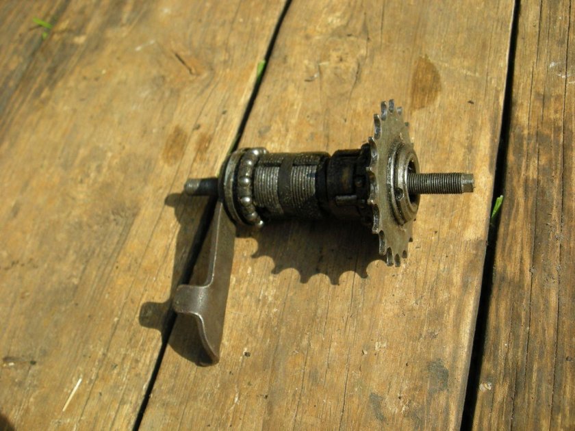 Втулка задняя СПЕЦЗАКАЗ