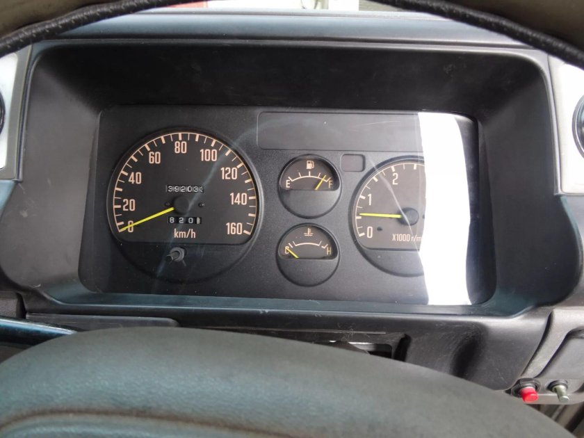 Тахометр на Исузу Эльф