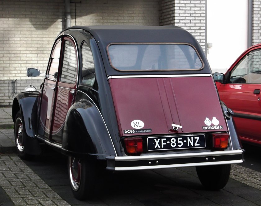 Citroen 2cv6