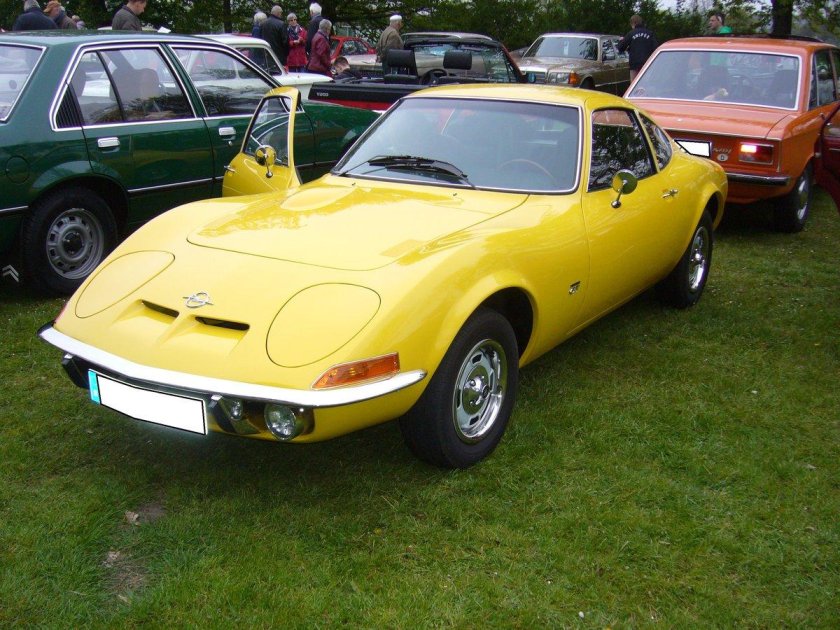 Opel gt 1973 модель