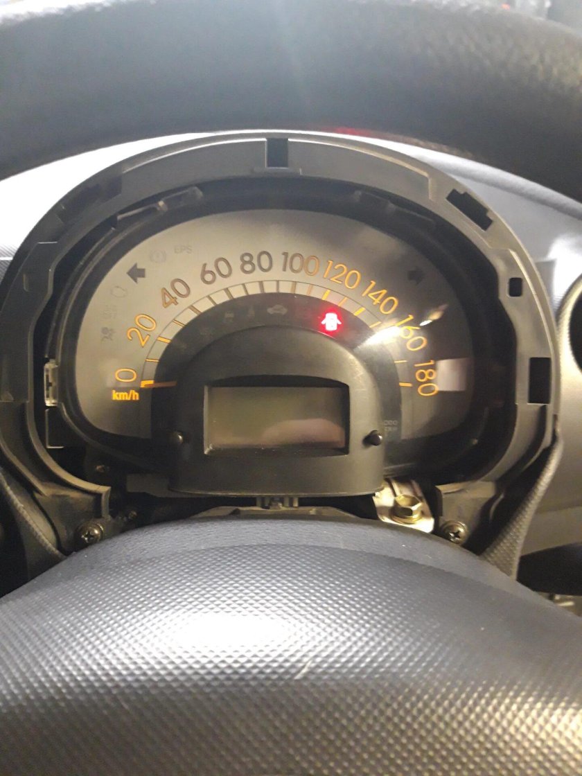 Приборка Тойота Пассо 2009