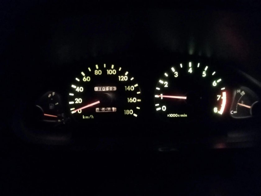 Daihatsu Charade g200s