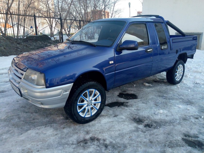 ИЖ Ода 4 на 4