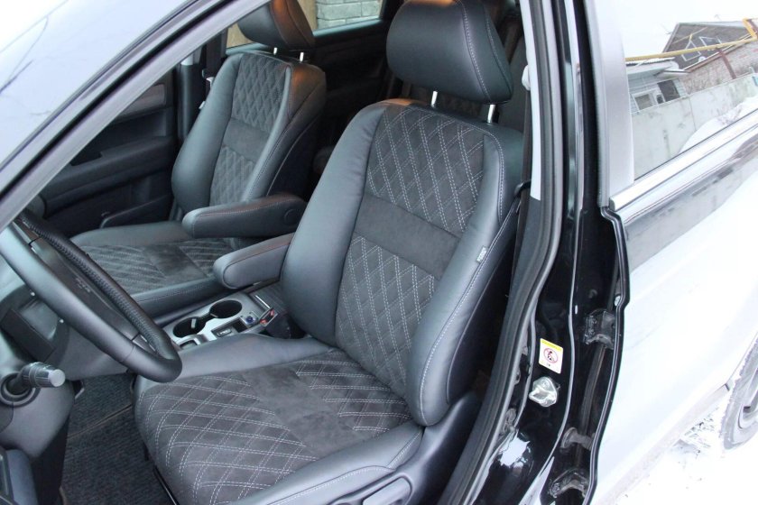 Чехлы на сиденья Хонда CR-V rd1