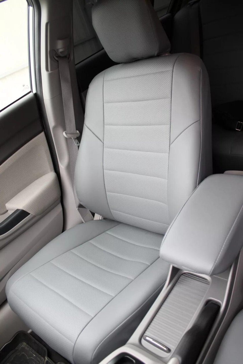 Чехлы Автопилот серый экокожа