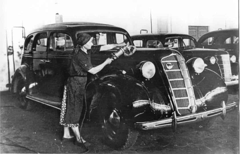 ЗИС 101 прототип