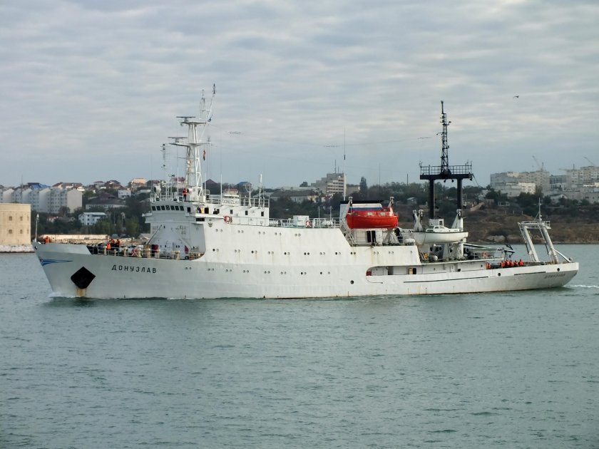 Гидрографическое судно Донузлав