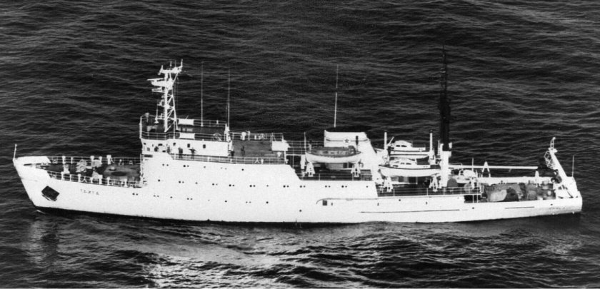 Сенеж судно гидрографическое