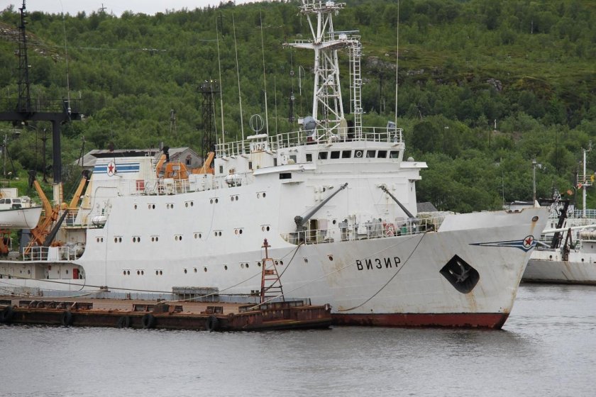 Гидрографическое судно Визир