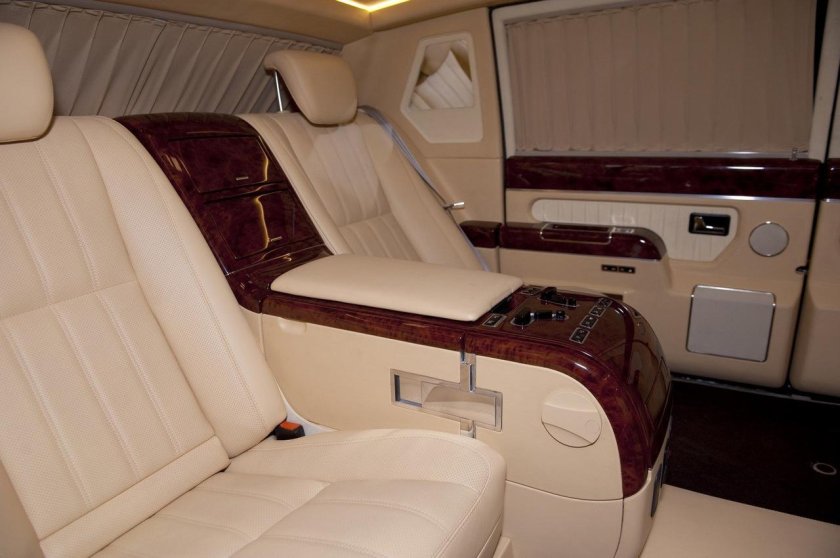 ЗИЛ лимузин 4112