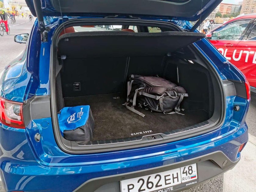 Evolute электромобиль i Jet