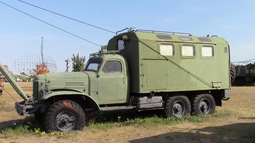 ЗИЛ-157 кунг-1м