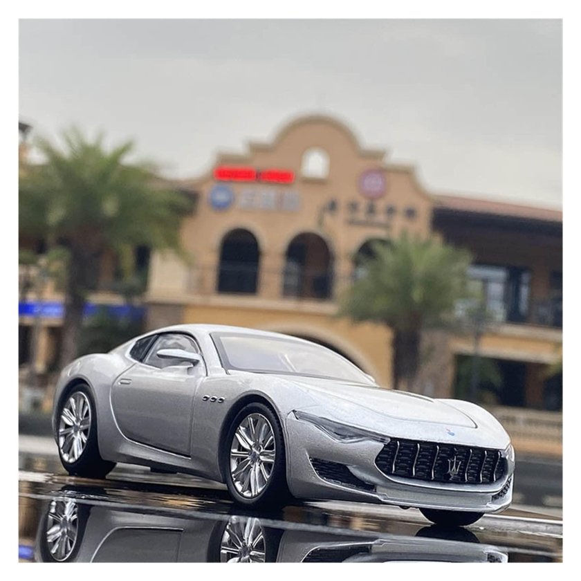 Машина Maserati Alfieri