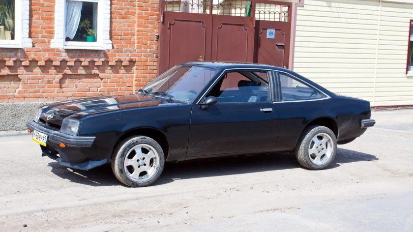 Опель Манта 1977