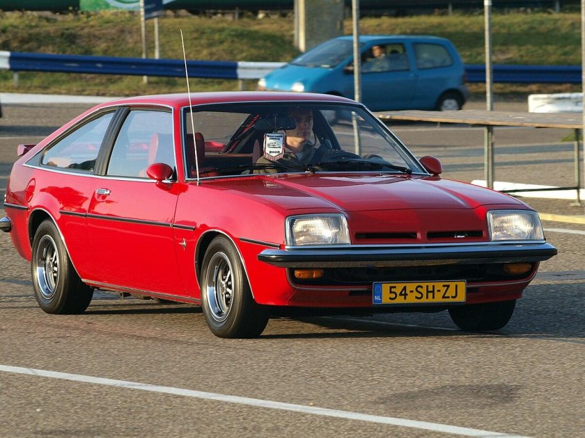 Opel Manta b