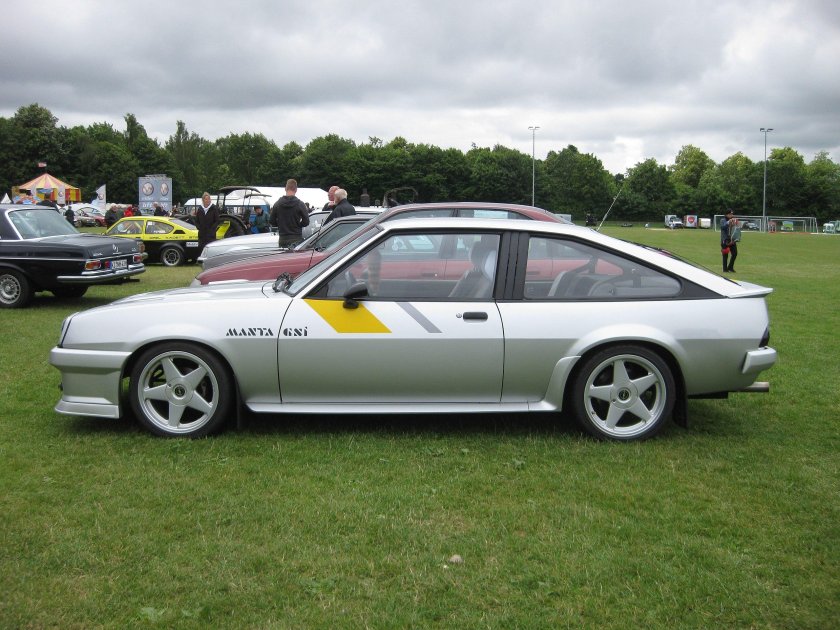 Opel Manta GSI