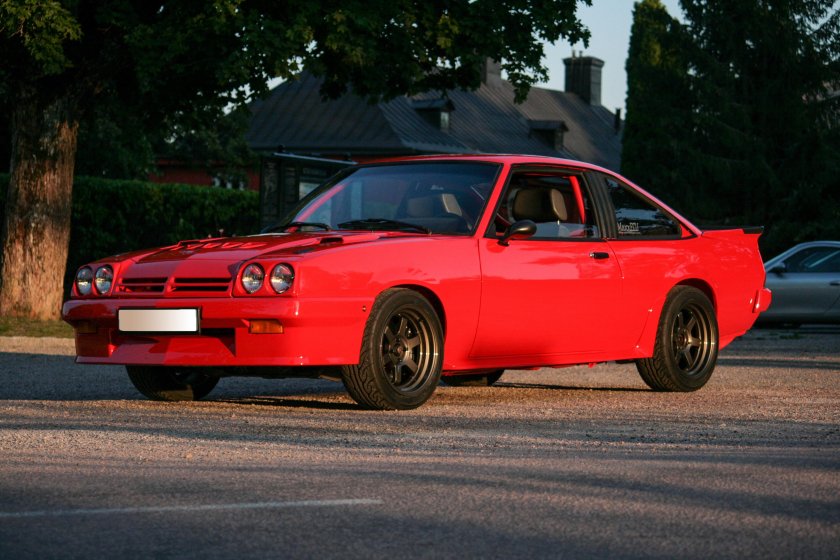 Opel Manta GSI
