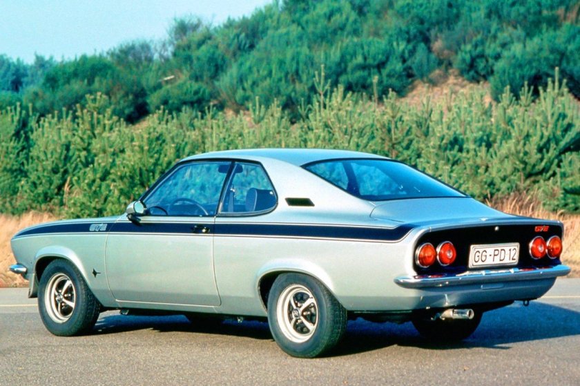 Opel Manta a gt / e