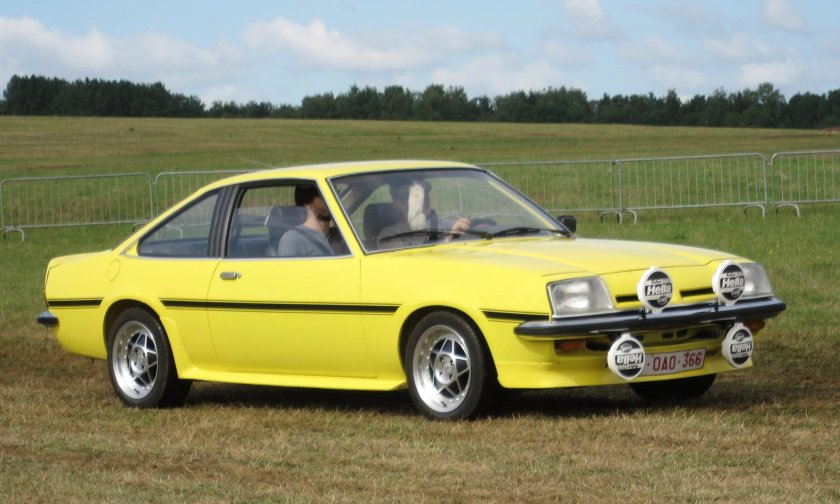Opel Manta b2