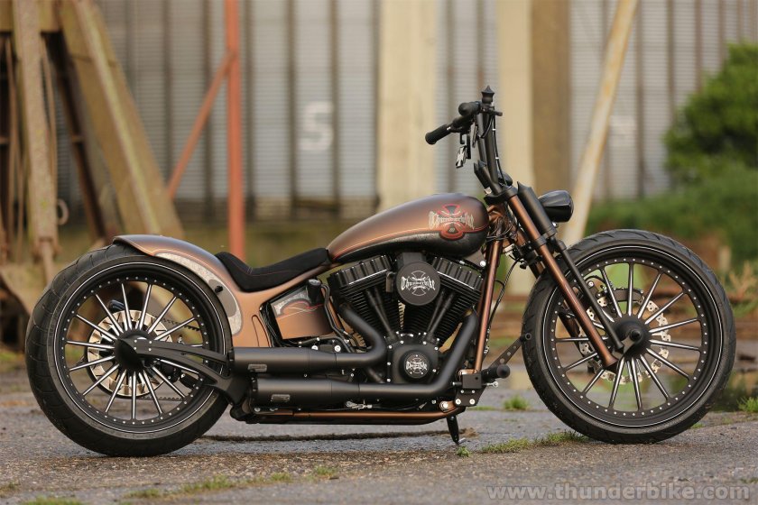Чоппер мотоцикл Харлей Дэвидсон