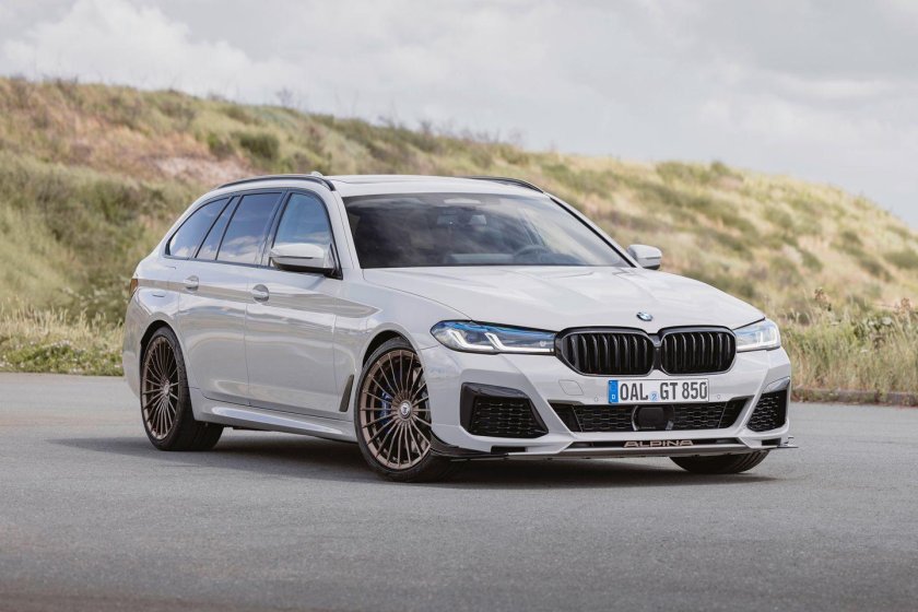 БМВ Альпина 2023