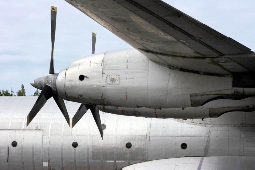 С 133 самолет