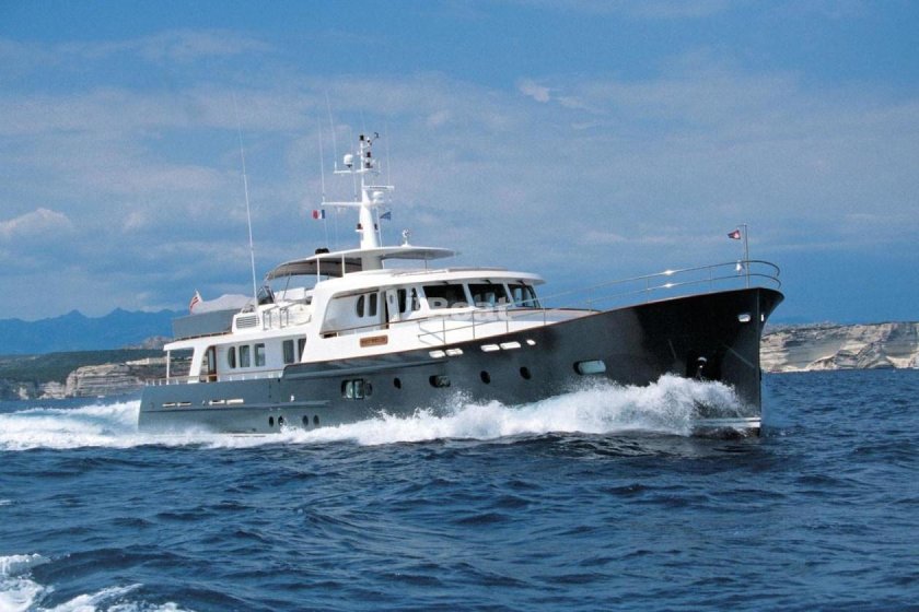 Яхта ocea Commuter 108